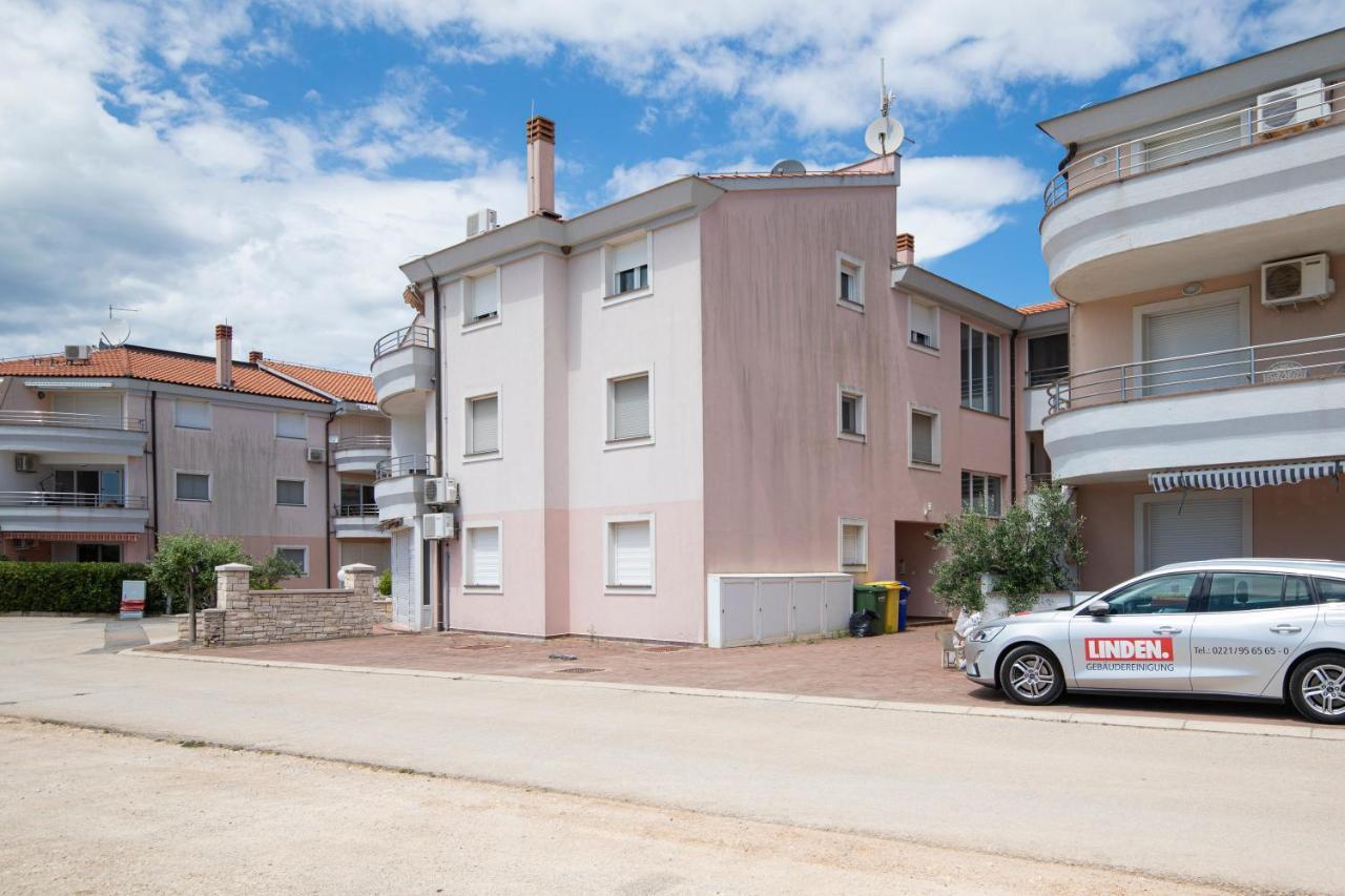 Medulin Burle Sea View Apartment エクステリア 写真